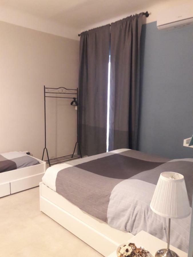Signorile Street - Apartment Near The Sea Bari Extérieur photo
