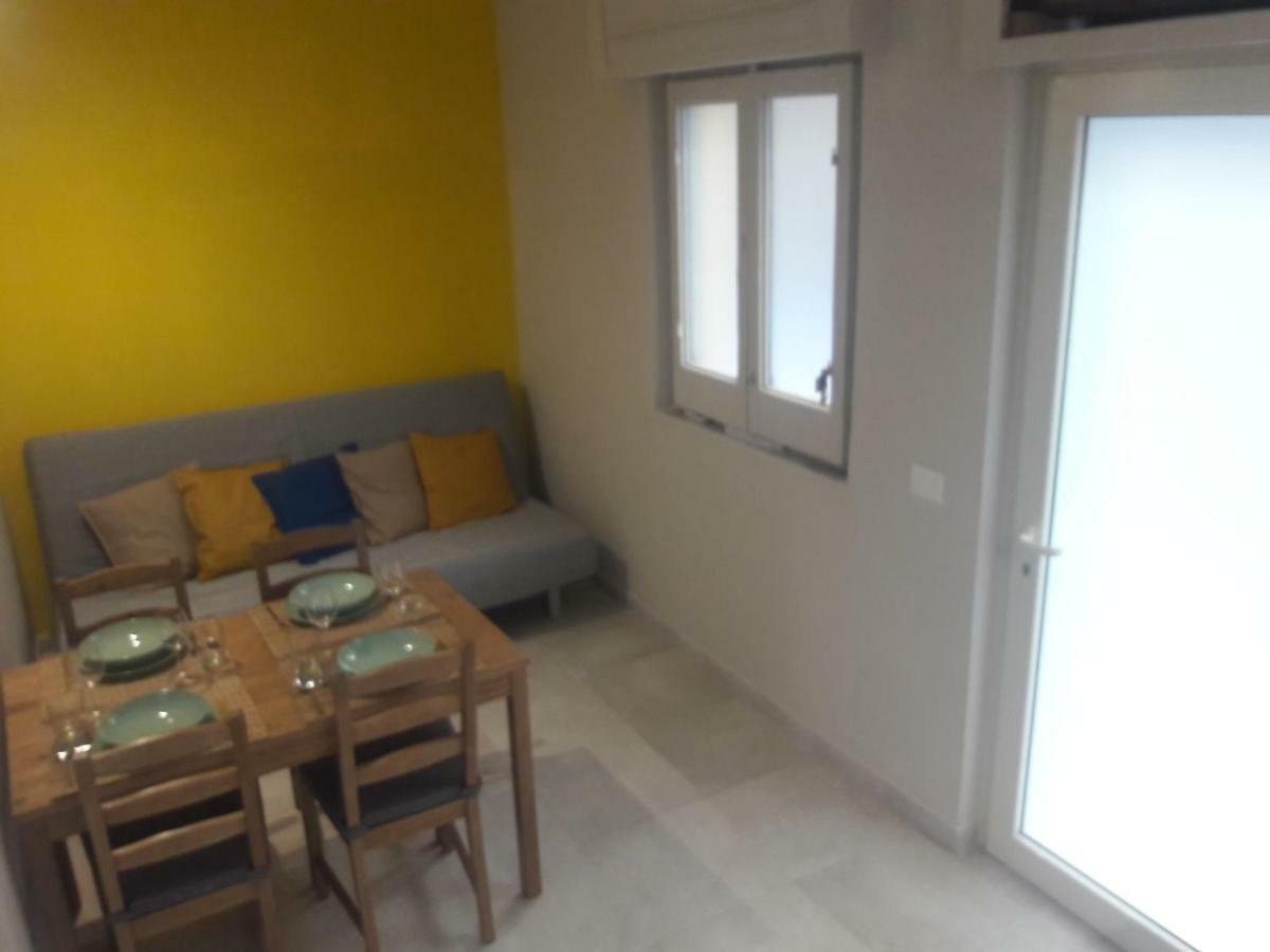 Signorile Street - Apartment Near The Sea Bari Extérieur photo